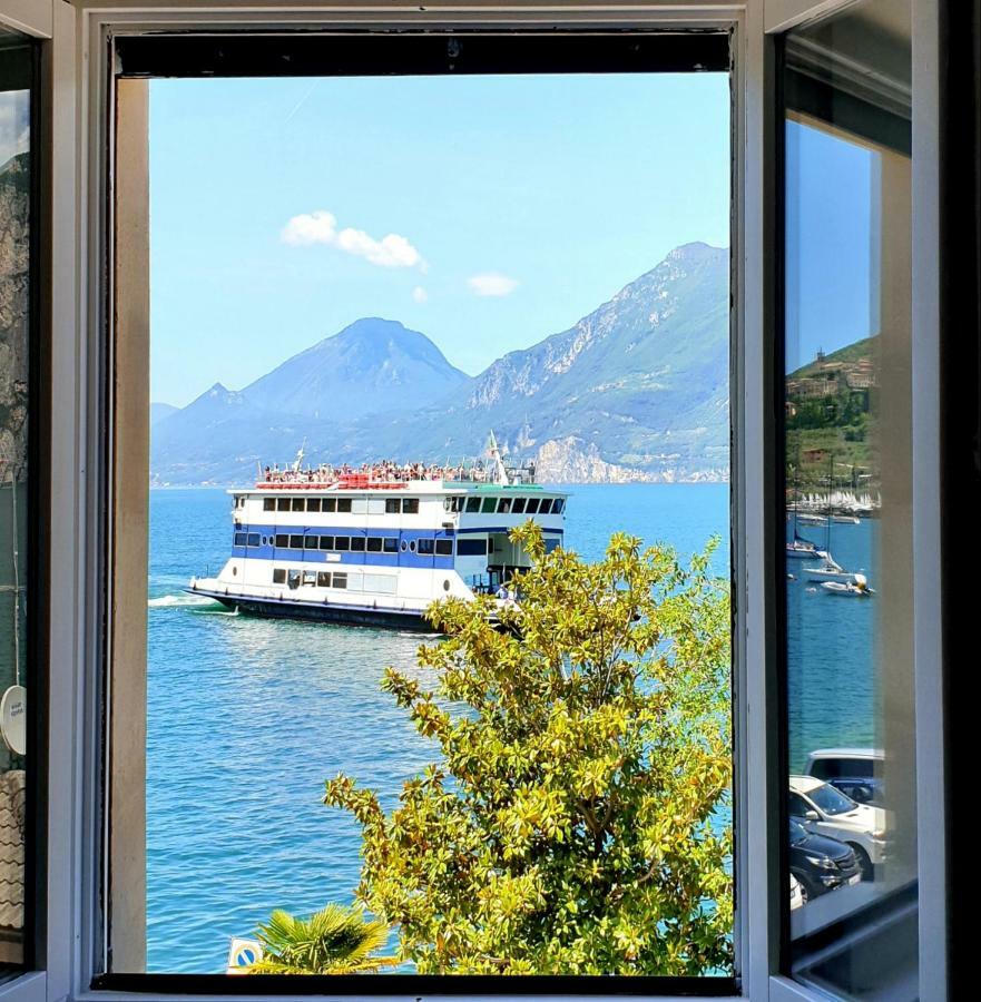 Assenza Lake Front Sweet Apartment Brenzone sul Garda Dış mekan fotoğraf